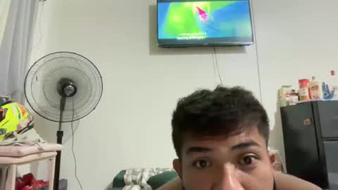 shake_raytow34 online show from 05-03-26, 04:57