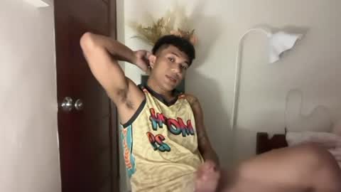 shake_raytow34 online show from 06-29-26, 02:50