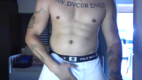 Snapshot of shallot94 chatting on 10-10-25, 05:34 shallot94 online show from 10-10-25, 05:34