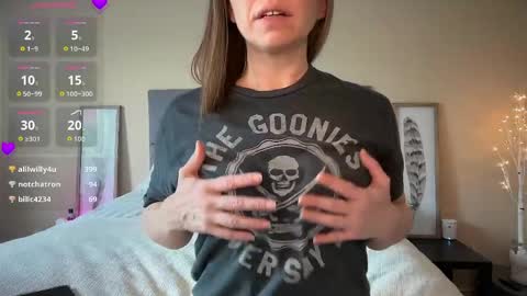 Shalynn online show from 03-26-26, 06:13