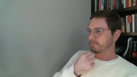 Snapshot of shamelesswetdream chatting on 02-14-25, 12:30 shamelesswetdream online show from 02-14-25, 12:30