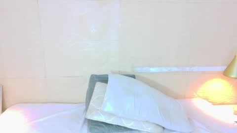 Catalina online show from 04-19-26, 01:21