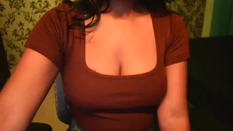 Snapshot of shanaya_indian chatting on 02-16-25, 03:16 shanaya indian online show from 02-16-25, 03:16