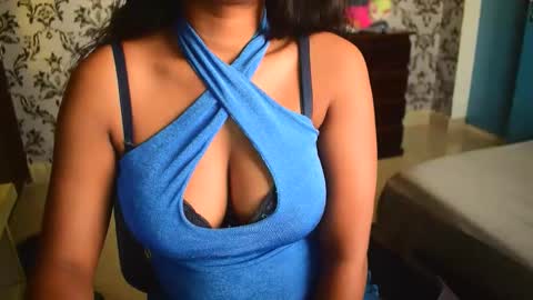 Snapshot of shanaya_indian chatting on 09-17-25, 04:03 shanaya indian online show from 09-17-25, 04:03