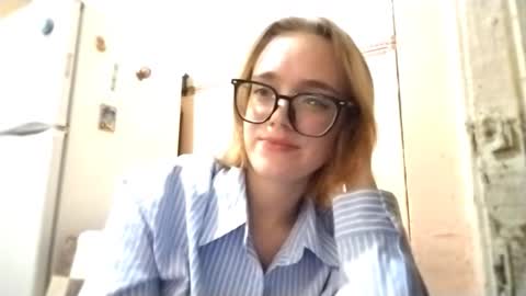 Snapshot of shanellewelburn chatting on 11-14-25, 06:28 Lana online show from 11-14-25, 06:28