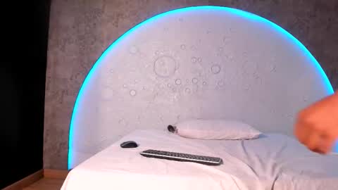 Shanel online show from 02-08-26, 12:08