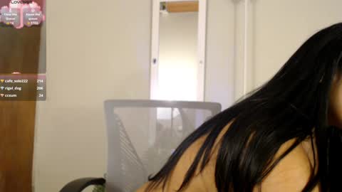 Snapshot of shani_broks chatting on 01-10-25, 03:50 Hi im Shani your dreams came true 3 online show from 01-10-25, 03:50