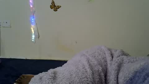 shanizz online show from 11-06-25, 02:34