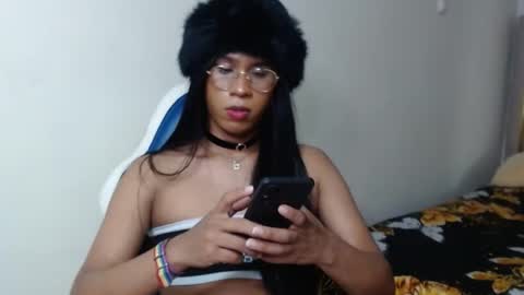 shanny_hill online show from 05-01-26, 05:06