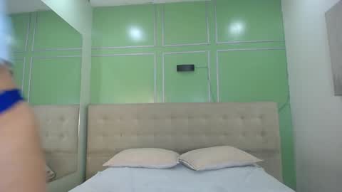  Shanon  online show from 01-21-25, 10:08