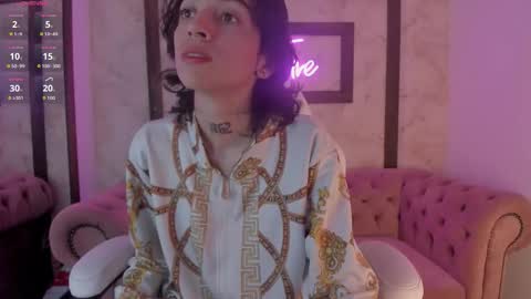 Snapshot of shantal_thompson21 chatting on 11-24-25, 04:12 Shantal online show from 11-24-25, 04:12