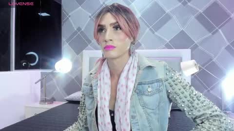 Snapshot of shantala_nastasiia chatting on 06-09-26, 01:06 shantala nastasiia online show from 06-09-26, 01:06
