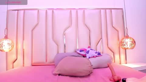 Shantal online show from 03-07-26, 02:52