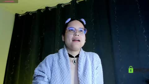 Snapshot of shantalcerezo chatting on 01-17-25, 01:15 Cat-FOLLOWME and we talk IGshantal cerezo online show from 01-17-25, 01:15