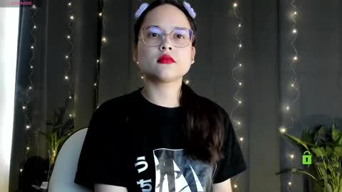 Snapshot of shantalcerezo chatting on 02-11-25, 08:20 Cat-FOLLOWME and we talk IGshantal cerezo online show from 02-11-25, 08:20