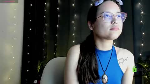 Snapshot of shantalcerezo chatting on 02-14-25, 11:31 Cat-FOLLOWME and we talk IGshantal cerezo online show from 02-14-25, 11:31