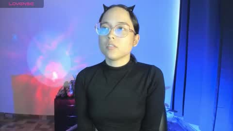 Snapshot of shantalcerezo chatting on 11-12-25, 08:52 Cat-FOLLOWME and we talk IGshantal cerezo online show from 11-12-25, 08:52