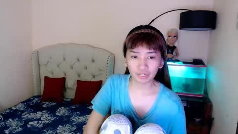 SHANTA FOX  s online show from 03-09-26, 12:42