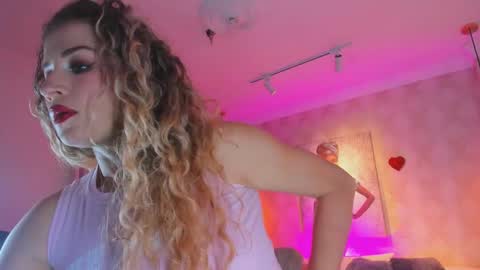 Snapshot of shantalll__ chatting on 02-26-26, 10:47 Shantal online show from 02-26-26, 10:47