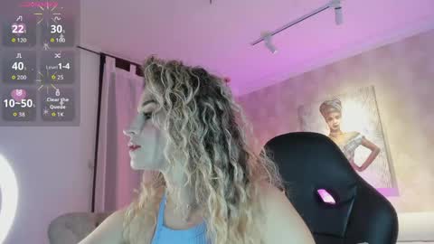 Snapshot of shantalll__ chatting on 05-09-26, 11:04 Shantal online show from 05-09-26, 11:04