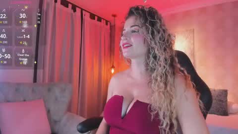 Snapshot of shantalll__ chatting on 05-25-26, 11:05 Shantal online show from 05-25-26, 11:05