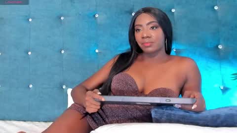 Shantall Miller online show from 04-17-26, 08:56