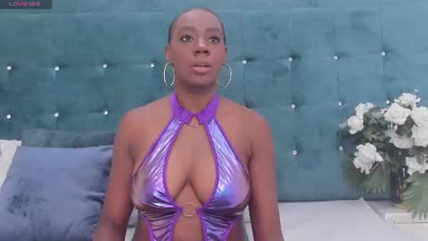 Snapshot of shantallmiller chatting on 06-13-26, 09:24 Shantall Miller online show from 06-13-26, 09:24