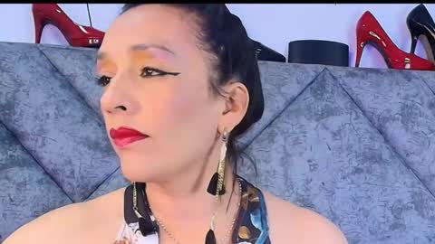 Snapshot of shantey_laurent chatting on 01-08-26, 02:30 shantey online show from 01-08-26, 02:30