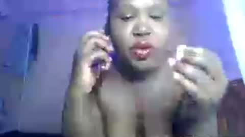 Snapshot of shanzie90 chatting on 07-14-26, 06:18 shanzie90 online show from 07-14-26, 06:18