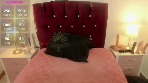 Snapshot of shara_beauty chatting on 10-08-25, 02:42 shara_beauty online show from 10-08-25, 02:42