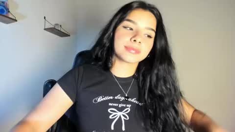 Sara online show from 11-17-25, 05:02