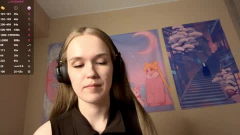 Snapshot of sharitaklemme chatting on 05-12-26, 07:22 Coraline online show from 05-12-26, 07:22