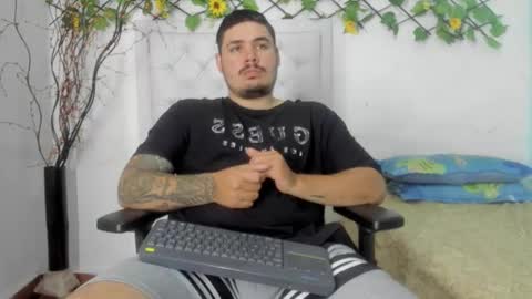 jhon deibyd online show from 11-18-25, 06:51