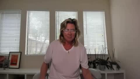 Sharkgirl online show from 12-29-24, 04:51