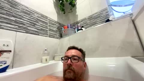 Sharksboy online show from 10-15-25, 03:56