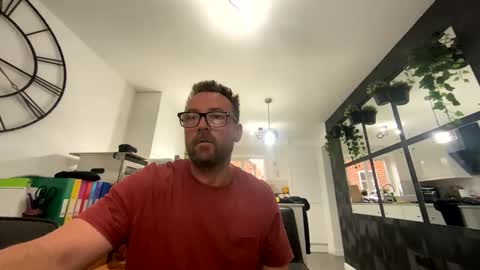 Sharksboy online show from 02-28-26, 07:20