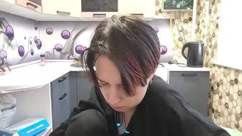 Sara online show from 06-10-26, 05:12