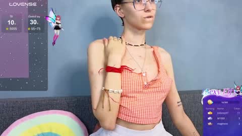 Snapshot of sharli_rose chatting on 01-22-25, 03:29 Sharli online show from 01-22-25, 03:29