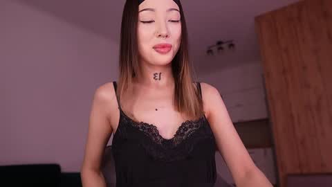 Sharlin  online show from 02-21-26, 12:33