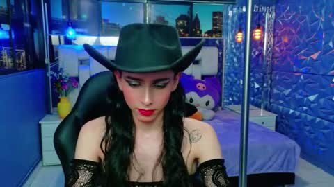 Snapshot of sharlon_ chatting on 04-17-26, 02:31 Sharlond online show from 04-17-26, 02:31