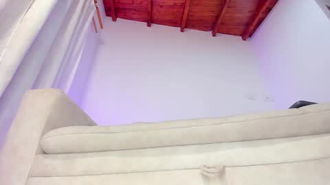 Hi fiends ---- I usually start online from Monday to Friday from 1000 am Saturdays and Sundays at 600 am Colombia time online show from 02-27-25, 06:31