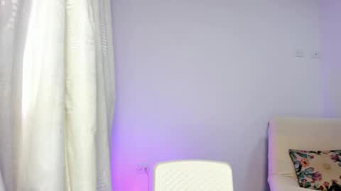 Hi fiends ---- I usually start online from Monday to Friday from 1000 am Saturdays and Sundays at 600 am Colombia time online show from 03-10-25, 04:14