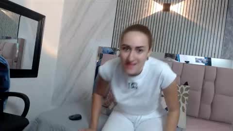 Sara online show from 01-14-26, 12:22