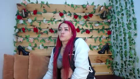 Snapshot of sharol_heart_ chatting on 02-18-25, 03:31 Sharol online show from 02-18-25, 03:31