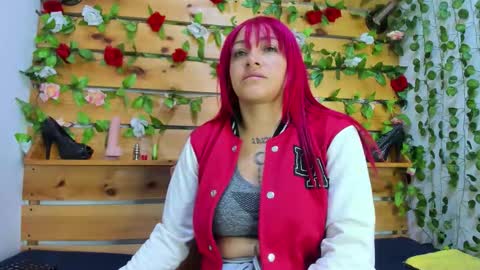 Snapshot of sharol_heart_ chatting on 10-05-25, 04:22 Sharol online show from 10-05-25, 04:22