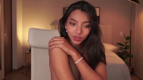 Snapshot of sharon__baker_ chatting on 01-19-25, 04:44 sharon baker online show from 01-19-25, 04:44