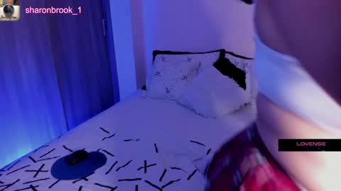 Snapshot of sharon_brook chatting on 02-09-25, 01:55 sharon_brook online show from 02-09-25, 01:55