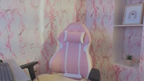 Sharon Curvvy online show from 10-17-25, 03:10