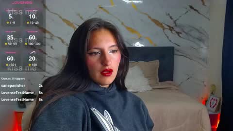 ESTEFI  online show from 06-06-26, 07:35