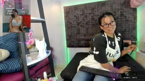 sharoncute16 online show from 11-12-25, 09:47